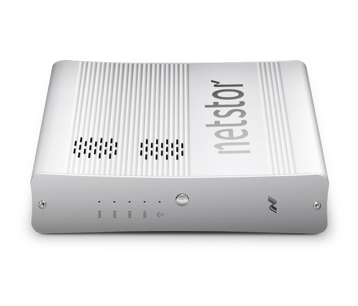 NetStor NA622TB3 JBOD Thunderbolt3 to NVMe×4 120W 電源アダプター Thunderbolt 0.5M ケーブル付属