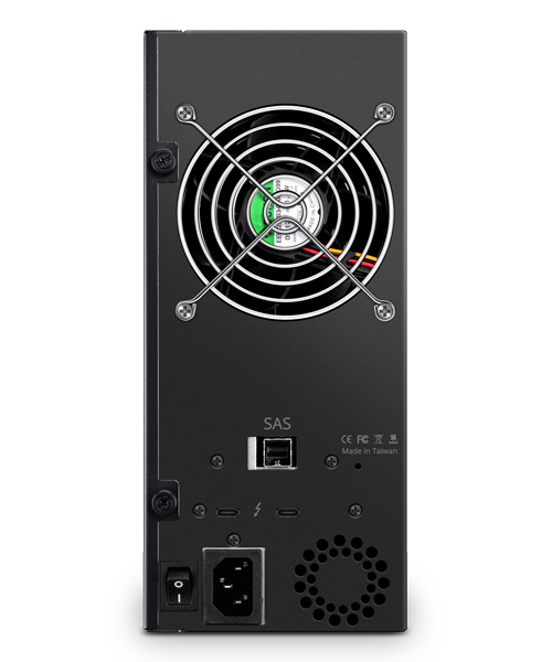 NetStor LTOテープ(5.25インチベイ×2) to Thunderbolt3 エンクロージャー、300W単一電源ユニット（PSU）搭載、Thunderboltケーブル（1m）1本付き