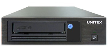 LTO-9テープ装置(外付/容量:18TB(非圧縮)/45TB(圧縮)/SAS/Windows/転送速度:300Mbps)&アーカイブソフトウェア「ArchiveLT」&標準保守5年