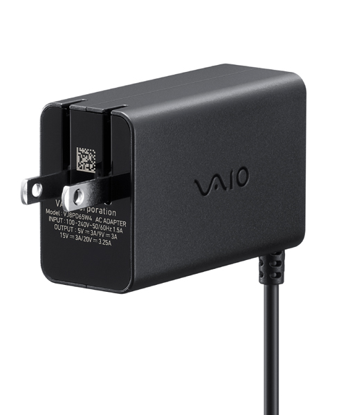 Type-Cプラグ収納式ACアダプター