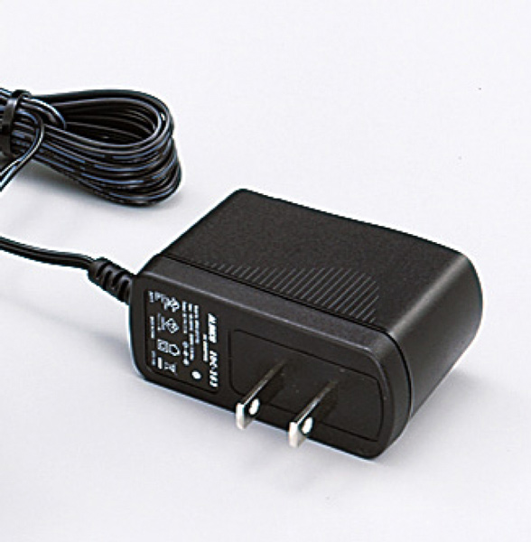シングル充電用ACアダプター