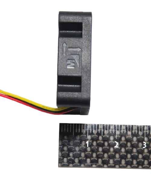 30mm角 厚さ10mm DC12V Lowスピードファン