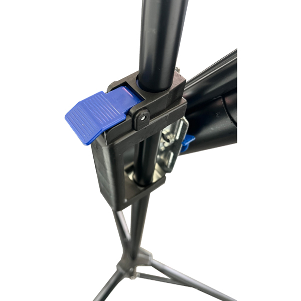 84インチ三脚付スクリーン