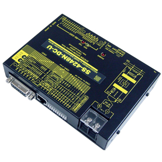 RS232C⇔RS422485変換器（DC10-32V仕様）【1台2役 両側複数コネクタ搭載であらゆる作業環境に対応】Dsub9P/端子台10P⇔Dsub15P/端子台8P/RJ45