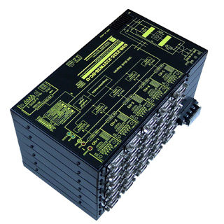 USB（VCOM）/RS232C1：30分配⇔30：1統合器【絶縁タイプ】（DC10-32V仕様）【5ポート単位で増設可能】USB/Dsub9P（メス/インチ）⇔Dsub9P（オス/インチ）X30