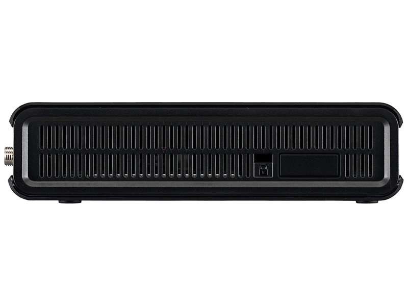 UTMアプライアンス（初年度セキュリティーライセンス付属）