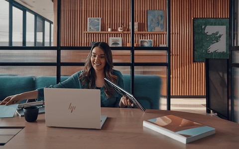 Poly Studio�ɂ���z����������c�̌�