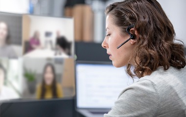 Poly���i�Ȃ�A���͂̉����u���b�N���āA���Ȃ��̐�������͂��܂��B