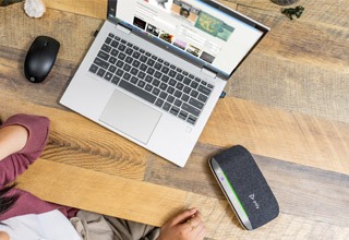 PC�ɂ̓��C�����X�E�L���ŁA�X�}�z�ɂ̓��C�����X�ŊȒP�ڑ�