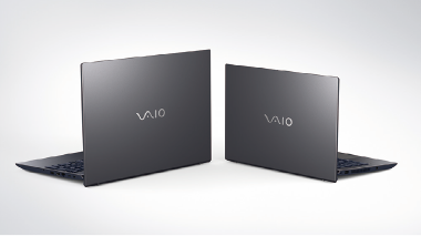 VAIO Pro BM(左)とVAIO Pro BK(右)